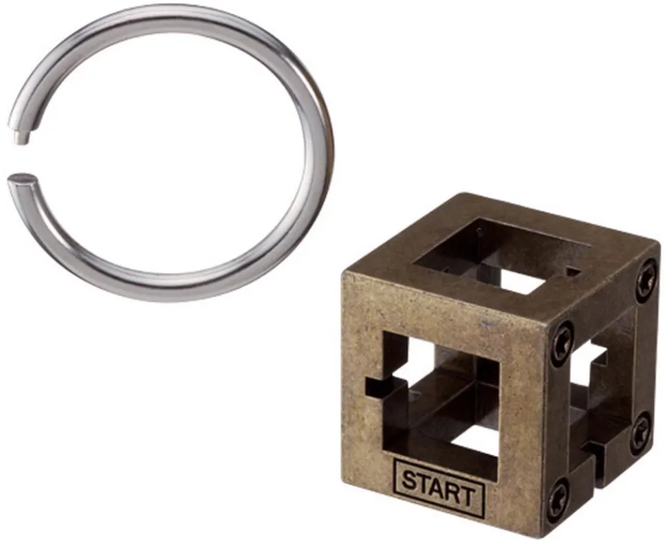 Huzzle Cast Box