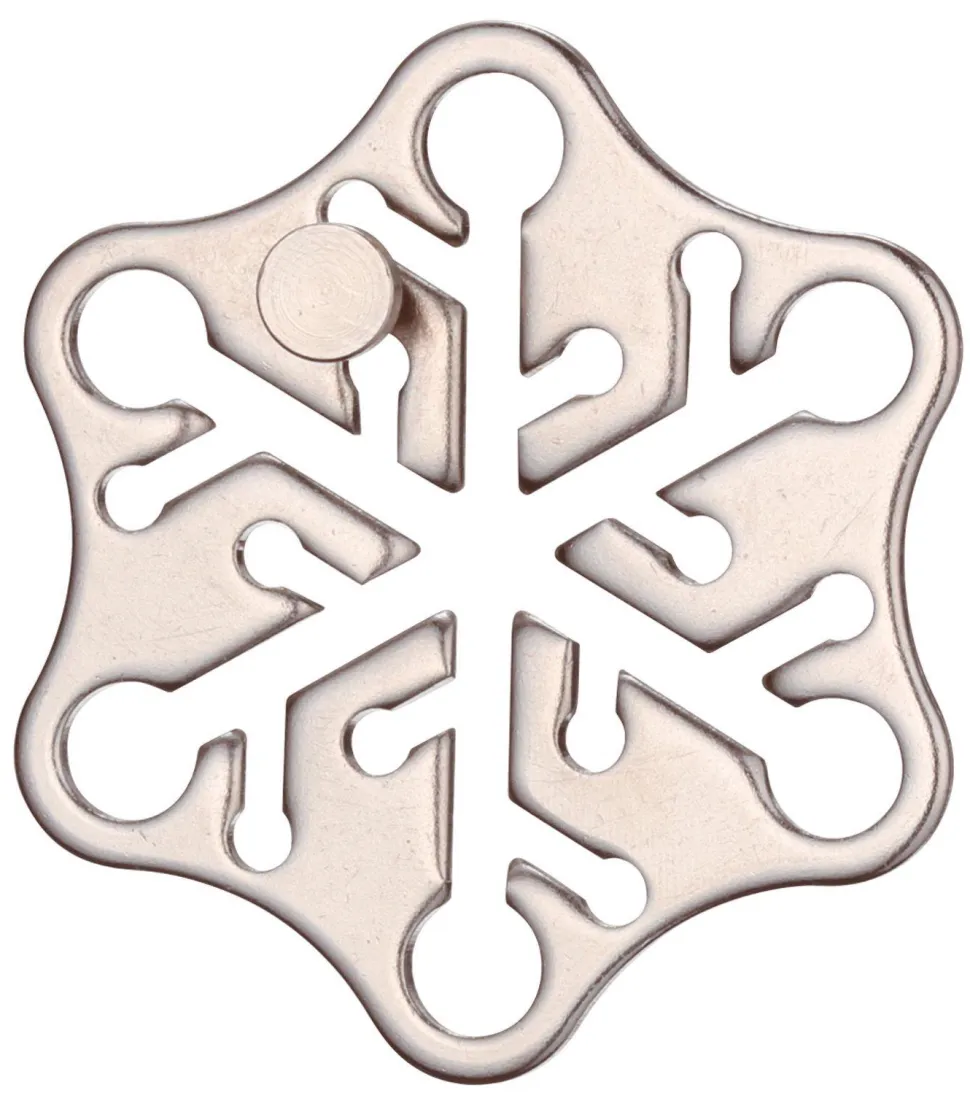 Huzzle Cast Snow