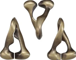 Huzzle Cast Trinity